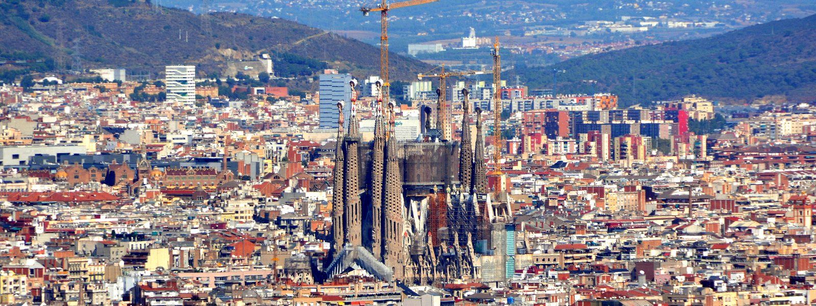 The Sagrada Família above the Barcelona skyline